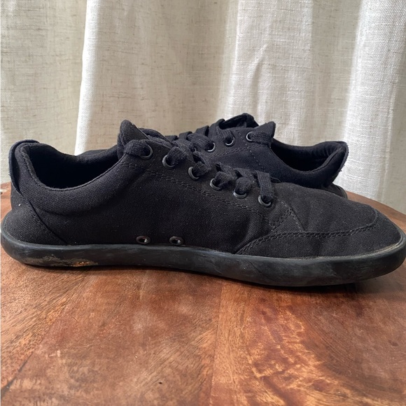 Black Canvas Splay Sneakers - Picture 4 of 8